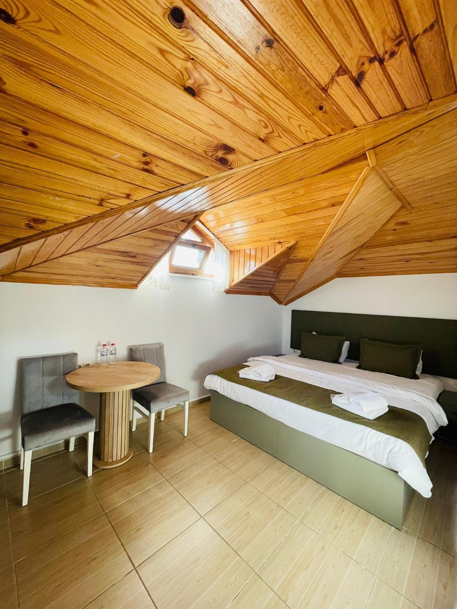 Agva Manolyam Otel Ngoại thất bức ảnh